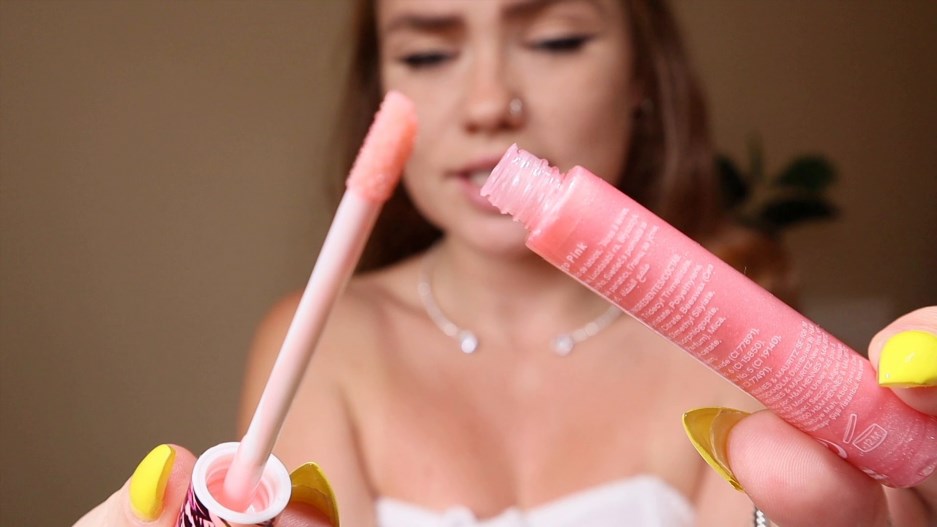 Goddess Roxy - Lip Gloss Addict -Handpicked Jerk-Off Instruction